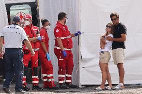 Divers Find 5 Bodies From Yacht That Sank Off Sicily