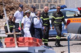 Divers Find 5 Bodies From Yacht That Sank Off Sicily