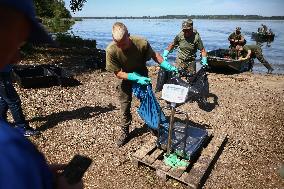 Mass Fish Die Off In Poland