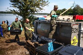 Mass Fish Die Off In Poland