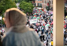 Pro-Palestinian Protesters March In Chicago