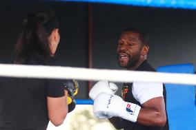 Floyd Mayweather Training - Mexico City