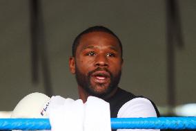 Floyd Mayweather Training - Mexico City