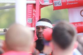 Floyd Mayweather Training - Mexico City