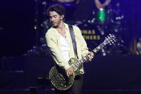 Jonas Brothers Concert - Mexico City