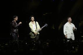 Jonas Brothers Concert - Mexico City