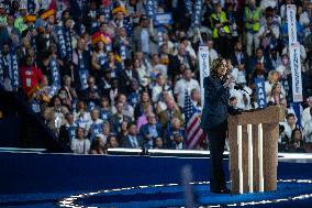 Kamala Harris Accepts Democratic Nomination - Chicago