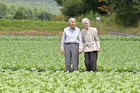 Former Japan emperor, empress in Karuizawa