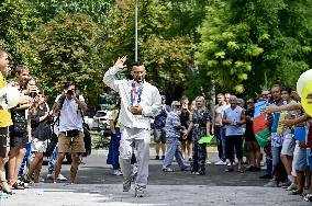 Celebrating Ukrainian athletes Parviz Nasibov and Viktoriia Kesar in Zaporizhzhia