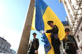 Ukrainian flag raised at Kyiv administration