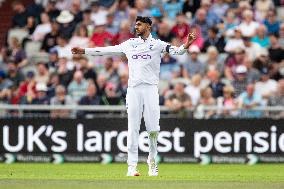 England v Sri Lanka - 1st Test Match: Day Three