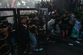 Indonesian Protest Against Ratification Of Regional Election Bill