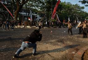 Indonesian Protest Against Ratification Of Regional Election Bill