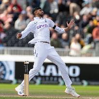 England v Sri Lanka - 1st Test Match: Day Three