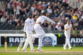 England v Sri Lanka - 1st Test Match: Day Three