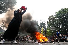 Thousands Of Students Hold Demonstration To Reject Revision Of Regional Election Law In Bandung, Indonesia