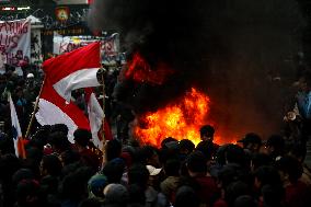 Thousands Of Students Hold Demonstration To Reject Revision Of Regional Election Law In Bandung, Indonesia