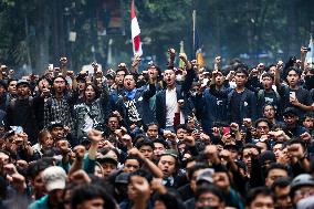 Thousands Of Students Hold Demonstration To Reject Revision Of Regional Election Law In Bandung, Indonesia