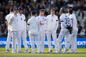 England v Sri Lanka - 1st Test Match: Day Three