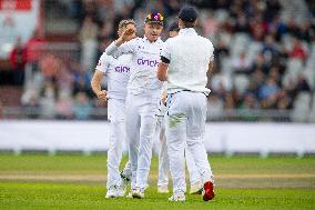 England v Sri Lanka - 1st Test Match: Day Three