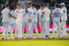 England v Sri Lanka - 1st Test Match: Day Three