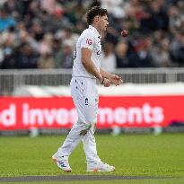 England v Sri Lanka - 1st Test Match: Day Three