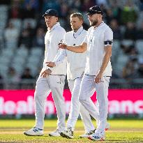 England v Sri Lanka - 1st Test Match: Day Three