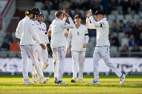 England v Sri Lanka - 1st Test Match: Day Three