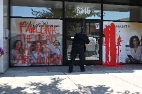 Defacement With Pro-Gaza Messages Against Pregnancy Clinic In Chicago Illinois