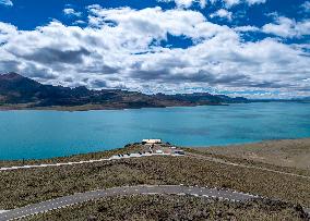 Tangra Yumco Lake Tour in Nagqu