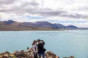 Tangra Yumco Lake Tour in Nagqu