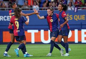 FC Barcelona v AC Milan - Women Pre-season Friendly