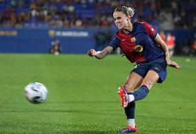 FC Barcelona v AC Milan - Women Pre-season Friendly