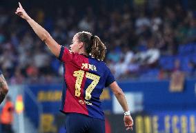 FC Barcelona v AC Milan - Women Pre-season Friendly