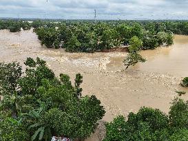 Deadly Floods Strike Troubled Bangladesh