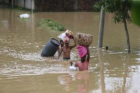 Deadly Floods Strike Troubled Bangladesh