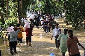 Deadly Floods Strike Troubled Bangladesh