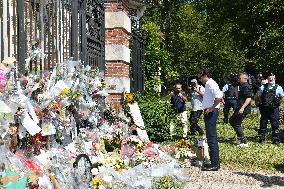 Anthony Delon Greets His Father's Fans At Delon's Estate - Douchy