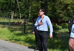 Anthony Delon Greets His Father's Fans At Delon's Estate - Douchy