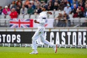 England v Sri Lanka - 1st Test Match: Day Four