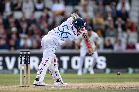 England v Sri Lanka - 1st Test Match: Day Four