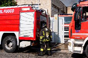 Fire In Food Factory In Pozzuoli, Fire Brigade Intervention Underway