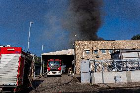 Fire In Food Factory In Pozzuoli, Fire Brigade Intervention Underway