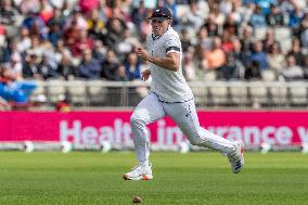 England v Sri Lanka - 1st Test Match: Day Four