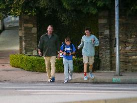 Ben Affleck And Kids Out - Los Angeles