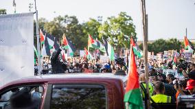 Pro-Palestine March On DNC, Chicago