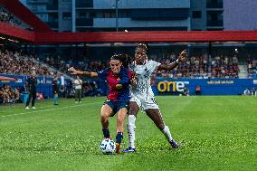 FC Barcelona v AC Milan - Women Pre-season Friendly