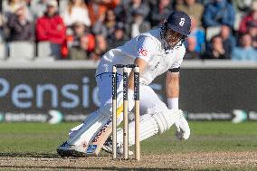 England v Sri Lanka - 1st Test Match: Day Four