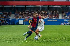 FC Barcelona v AC Milan - Women Pre-season Friendly