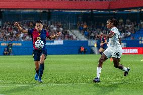 FC Barcelona v AC Milan - Women Pre-season Friendly